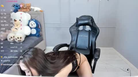 yunleah online show from 27, 3, 2026