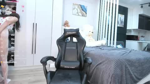 yunleah online show from 28, 5, 2026