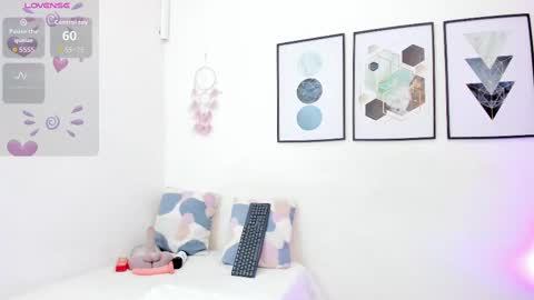 Yunna online show from 7, 10, 2025