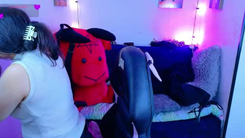 Snapshot of yuny_haruno chatting on 3, 10, 2025 Haruno online show from 3, 10, 2025