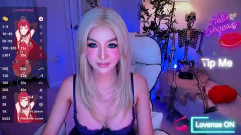 Snapshot of yurasiand0ll chatting on 19, 9, 2025 Sasa online show from 19, 9, 2025