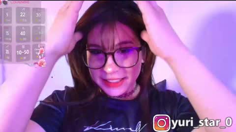 Snapshot of yuri_stars chatting on 12, 11, 2025 Yuri Stars online show from 12, 11, 2025