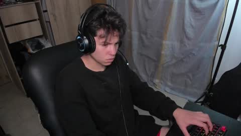 yurii_moody online show from 3, 12, 2024