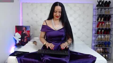 Snapshot of yury_m2_ chatting on 1, 10, 2025 2 online show from 1, 10, 2025