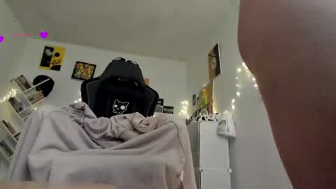 paola online show from 6, 3, 2025