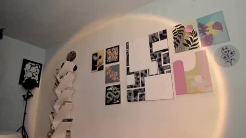 paola online show from 17, 12, 2025