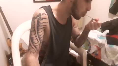 Yuumi online show from 15, 9, 2025