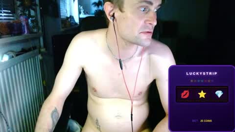 Snapshot of yyscript chatting on 10, 7, 2026 online show from 10, 7, 2026