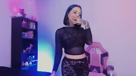 Snapshot of z_e_t_h_a chatting on 3, 7, 2026 tazzie online show from 3, 7, 2026