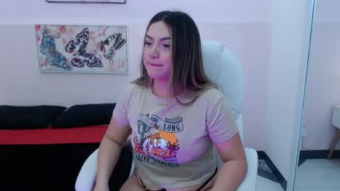 Snapshot of zaai_ chatting on 4, 12, 2025 Zai online show from 4, 12, 2025