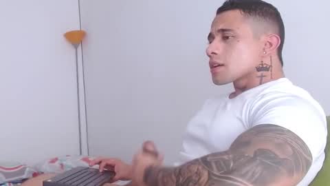 Snapshot of zac_colleng07 chatting on 29, 12, 2024 Zac Colleng online show from 29, 12, 2024