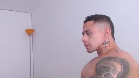 Snapshot of zac_colleng07 chatting on 15, 2, 2025 Zac Colleng online show from 15, 2, 2025