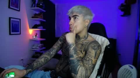 zac_muller1 online show from 27, 5, 2026