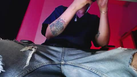 Snapshot of zac_watson chatting on 14, 12, 2025 Zac Freelance model online show from 14, 12, 2025