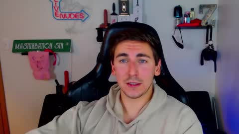 Snapshot of zach_rhyder chatting on 20, 12, 2024 Zach Rhyder online show from 20, 12, 2024