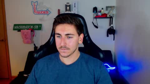 Snapshot of zach_rhyder chatting on 14, 1, 2025 Zach Rhyder online show from 14, 1, 2025