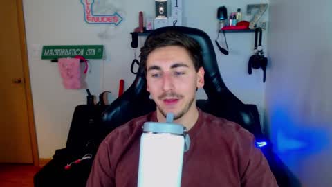 Snapshot of zach_rhyder chatting on 20, 1, 2025 Zach Rhyder online show from 20, 1, 2025