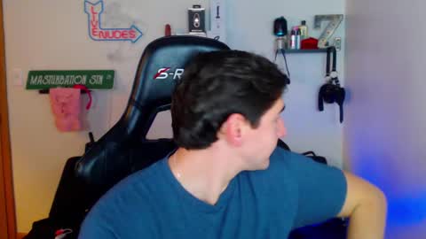 Snapshot of zach_rhyder chatting on 13, 2, 2025 Zach Rhyder online show from 13, 2, 2025