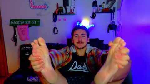 Snapshot of zach_rhyder chatting on 21, 10, 2025 Zach Rhyder online show from 21, 10, 2025