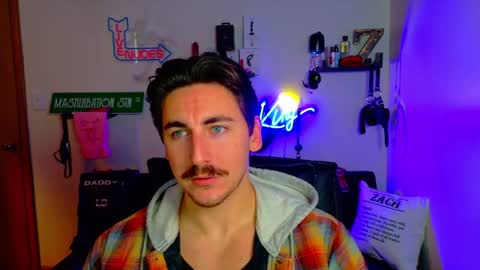 Snapshot of zach_rhyder chatting on 14, 11, 2025 Zach Rhyder online show from 14, 11, 2025