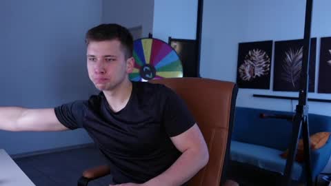 ZACK GILLIAN online show from 24, 5, 2026
