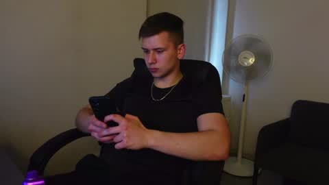 ZACK GILLIAN online show from 5, 6, 2026