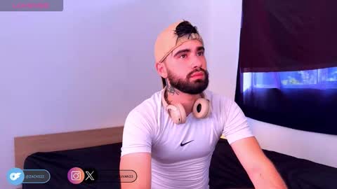 zack_sullivan22 online show from 11, 10, 2025