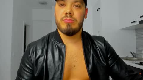 Snapshot of zackconnorsx chatting on 6, 10, 2025 Zack online show from 6, 10, 2025