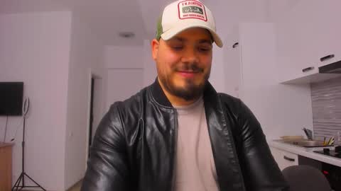 Snapshot of zackconnorsx chatting on 21, 12, 2025 Zack online show from 21, 12, 2025