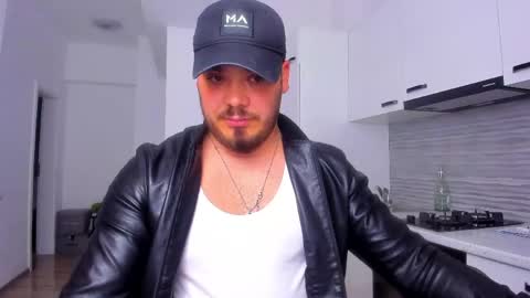 Snapshot of zackconnorsx chatting on 8, 5, 2026 Zack online show from 8, 5, 2026