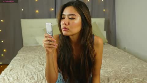 Snapshot of zadabercher chatting on 10, 11, 2025 Marina online show from 10, 11, 2025