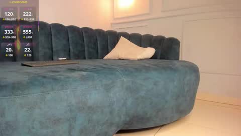 Zafiro  online show from 21, 3, 2026