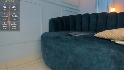 Zafiro  online show from 22, 4, 2026