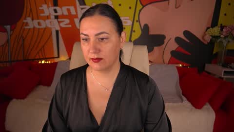 Snapshot of zafiramoonn chatting on 12, 11, 2025 Zafiramoonn online show from 12, 11, 2025