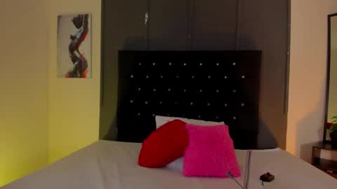 Zafiro Brown online show from 6, 3, 2026