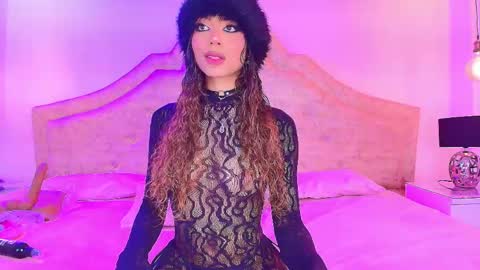 Snapshot of zahara_1 chatting on 28, 3, 2026 zahara_1 online show from 28, 3, 2026