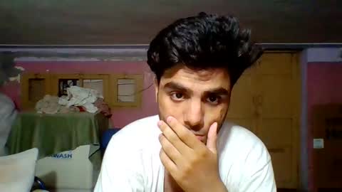 Snapshot of zaifi64 chatting on 27, 10, 2025 zaifi64 online show from 27, 10, 2025