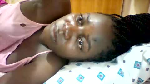 Snapshot of zainxxxx chatting on 5, 2, 2025 zainxxxx online show from 5, 2, 2025