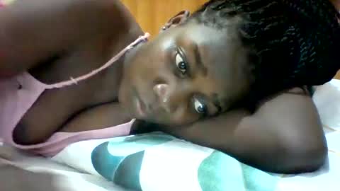 Snapshot of zainxxxx chatting on 8, 2, 2025 zainxxxx online show from 8, 2, 2025