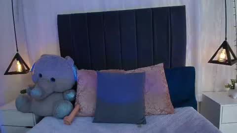 Snapshot of zairaaa_ chatting on 14, 12, 2025 zairaaa_ online show from 14, 12, 2025