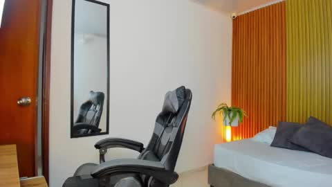 Z A K I A online show from 10, 2, 2026