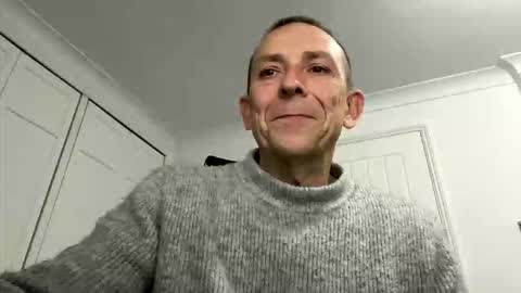 zaknewtown online show from 19, 10, 2025