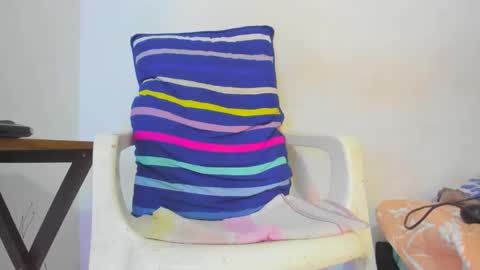 Snapshot of zamara__ chatting on 14, 1, 2025 Zamara online show from 14, 1, 2025