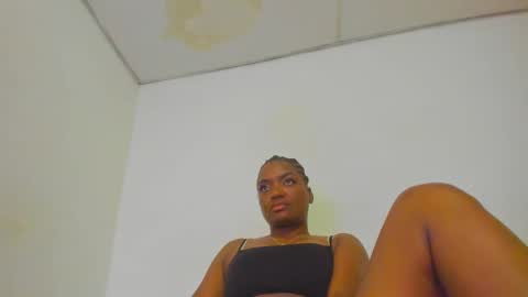 Snapshot of zamara__ chatting on 27, 1, 2025 Zamara online show from 27, 1, 2025