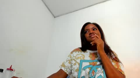 Snapshot of zamara__ chatting on 8, 3, 2025 Zamara online show from 8, 3, 2025