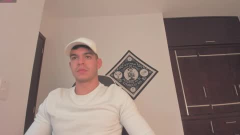 Snapshot of zamir_scott chatting on 30, 10, 2025 zamir online show from 30, 10, 2025