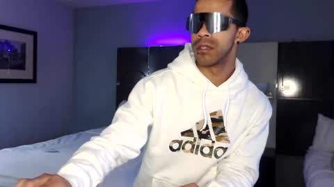 Snapshot of zamoraedii1994 chatting on 4, 1, 2025 Edii online show from 4, 1, 2025