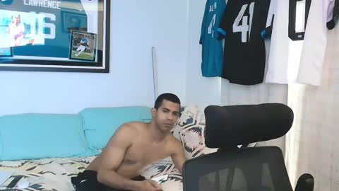 Snapshot of zamoraedii1994 chatting on 6, 1, 2025 Edii online show from 6, 1, 2025