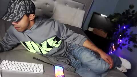 Snapshot of zamoraedii1994 chatting on 17, 1, 2025 Edii online show from 17, 1, 2025