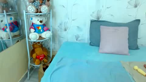 Snapshot of zara_cute18 chatting on 1, 11, 2025 Zara online show from 1, 11, 2025